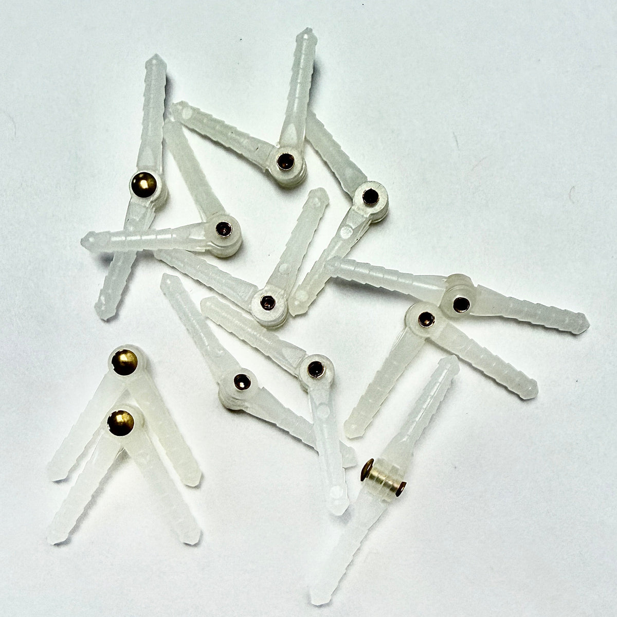 Great Planes Nylon Micro Hinge (30pcs) - DU - BRO RC - NYLON82