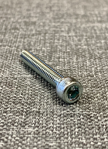 8-32x 1 Socket Head Cap Screw-4 Pack (Great Planes)